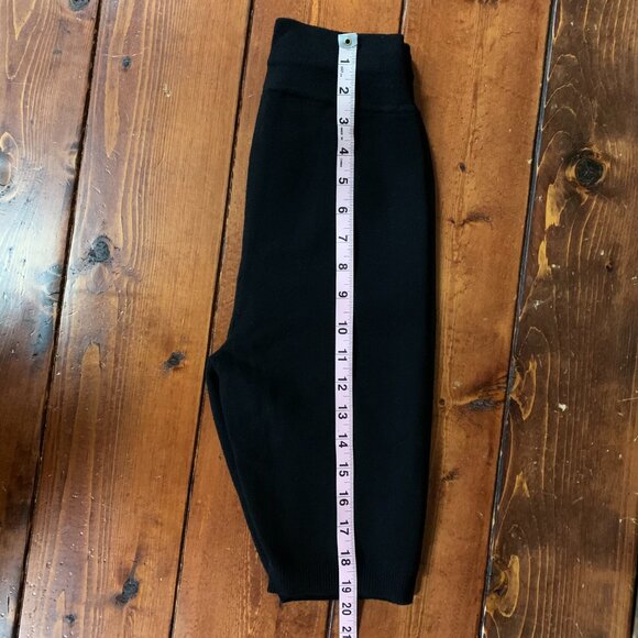 Aritzia Wilfred Mackenzie Black XX-Small Women's Knit Bicycle Shorts EUC - Picture 10 of 14